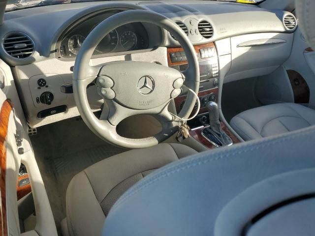 2005 Mercedes-Benz CLK 320