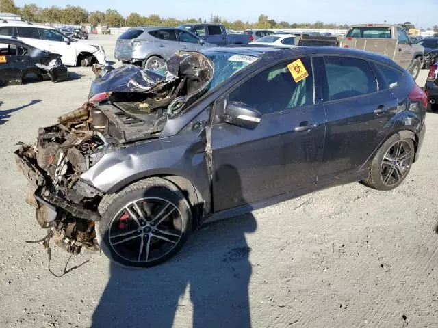 2017 Ford Focus ST