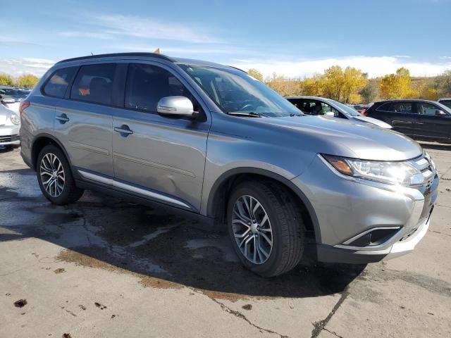 2016 Mitsubishi Outlander SE