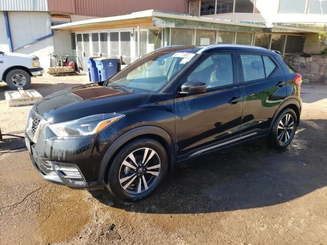 2020 Nissan Kicks SR