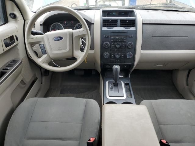 2010 Ford Escape XLS