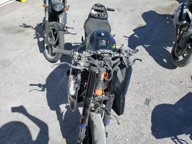 2024 KTM 1290 Super Duke R