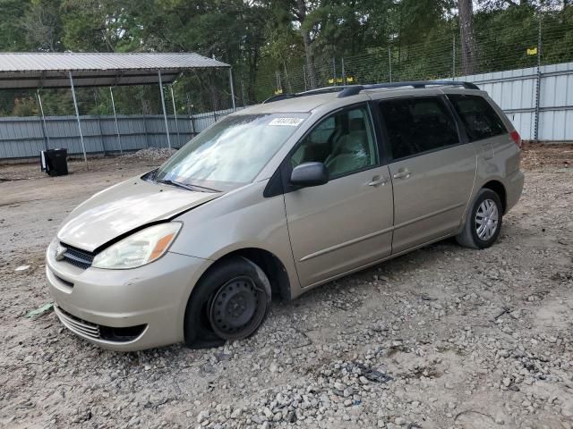 2004 Toyota Sienna CE