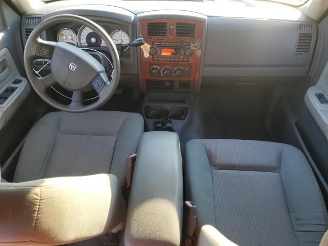 2005 Dodge Dakota Quad SLT