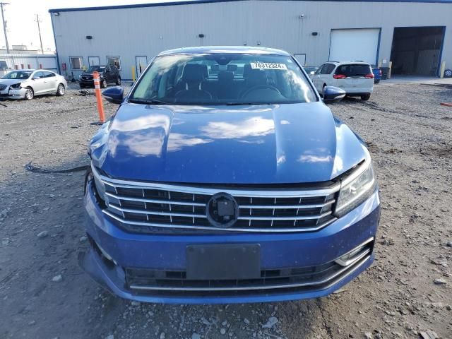 2017 Volkswagen Passat SEL Premium