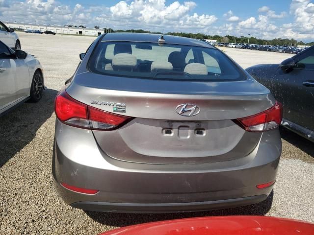 2016 Hyundai Elantra SE