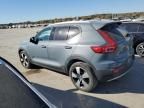 2020 Volvo XC40 T5 Momentum