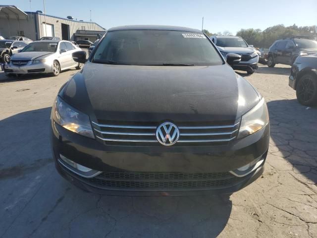 2015 Volkswagen Passat SE