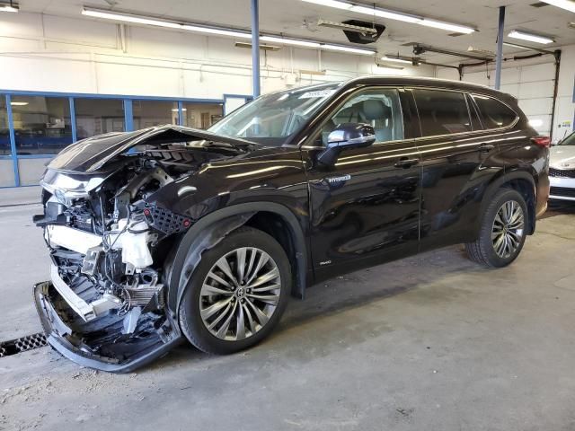 2020 Toyota Highlander Hybrid Platinum