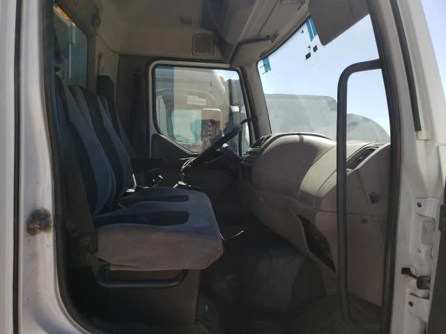 2013 Kenworth K270 K370