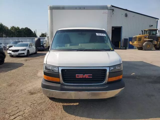 2016 GMC Savana Cutaway G3500