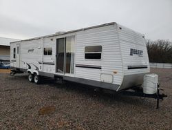 Salvage trucks for sale at Avon, MN auction: 2005 Hornet Trailer