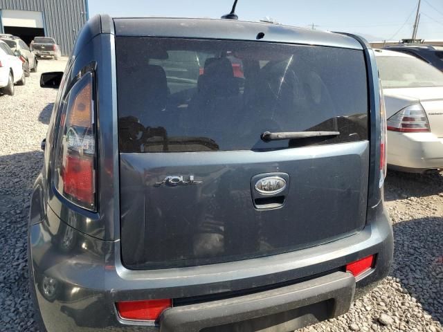 2011 KIA Soul +