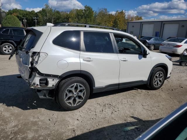 2022 Subaru Forester Premium