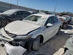 Carros híbridos a la venta en subasta: 2021 Toyota Camry SE