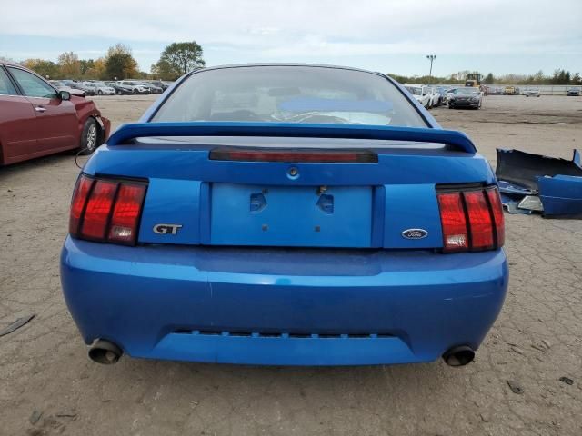 2000 Ford Mustang GT