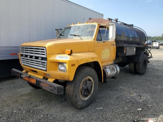 1983 Ford F700