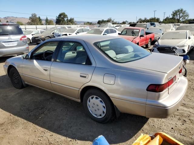 1998 Toyota Camry LE