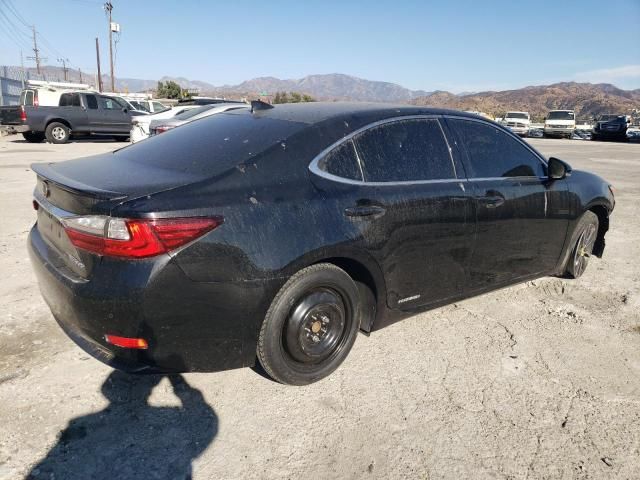 2016 Lexus ES 300H