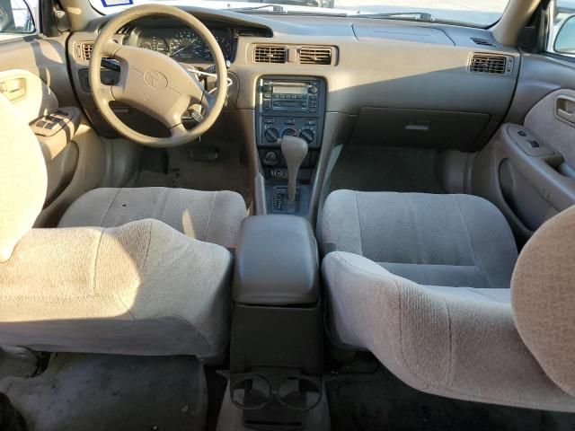 2000 Toyota Camry CE