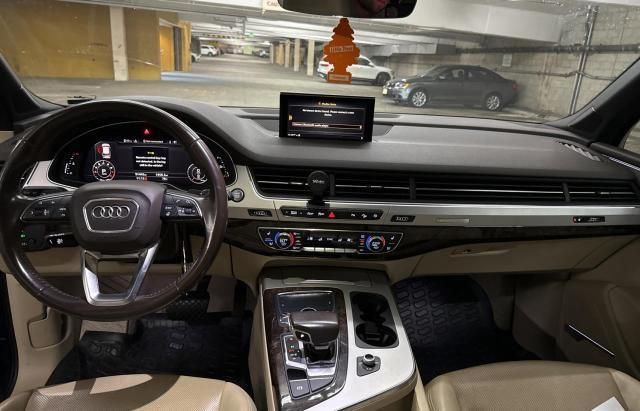 2018 Audi Q7 Premium Plus