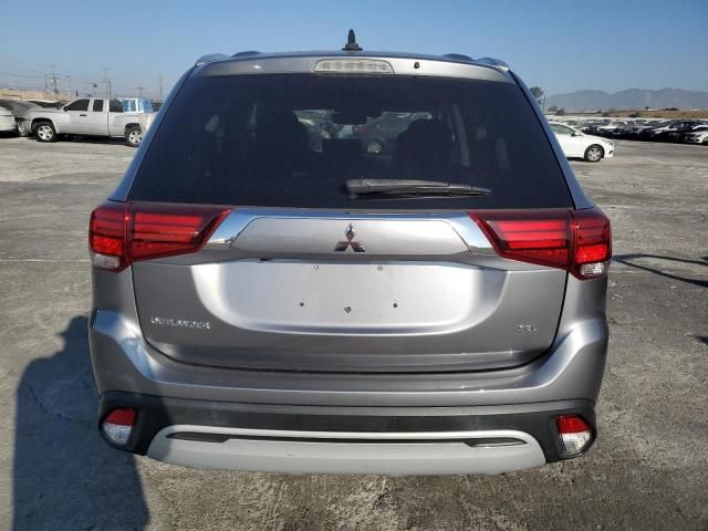 2020 Mitsubishi Outlander SE