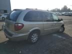 2005 Chrysler Town & Country Touring