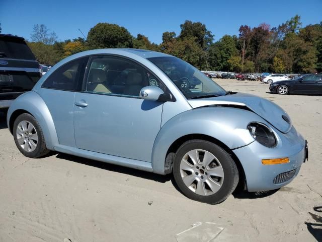 2010 Volkswagen New Beetle