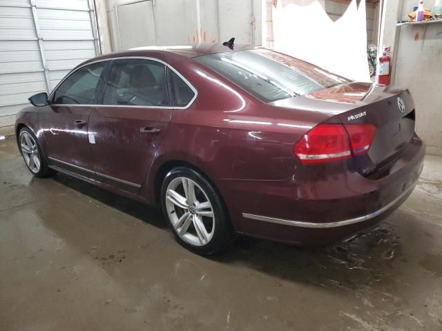 2012 Volkswagen Passat SEL