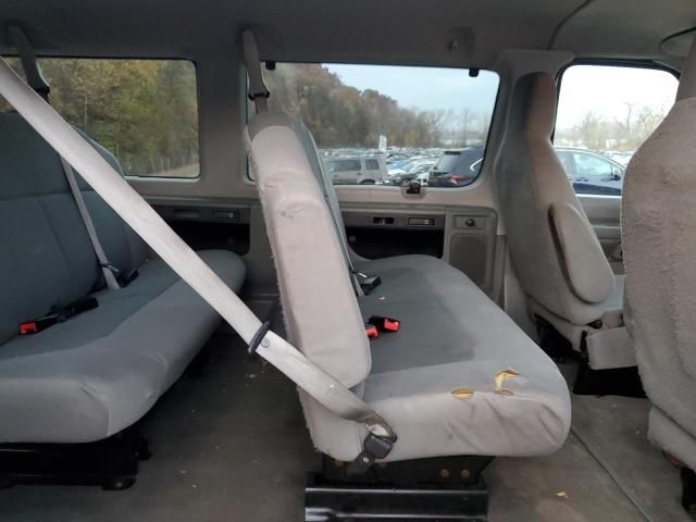 2011 Ford Econoline E350 Super Duty Wagon