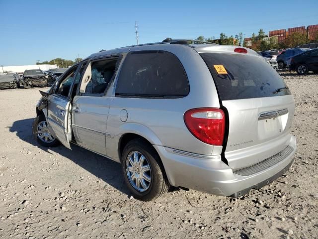 2005 Chrysler Town & Country Limited