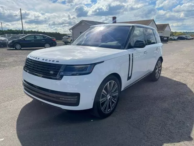 2023 Land Rover Range Rover SE