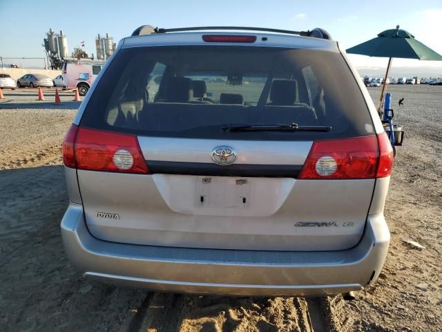 2006 Toyota Sienna CE