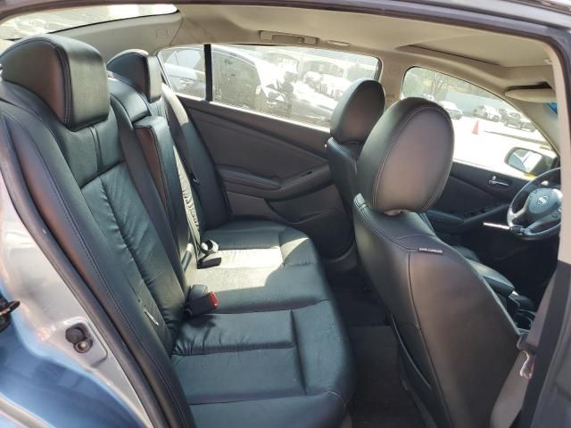 2010 Nissan Altima Base