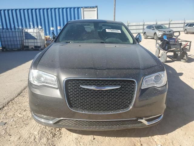 2019 Chrysler 300 Touring