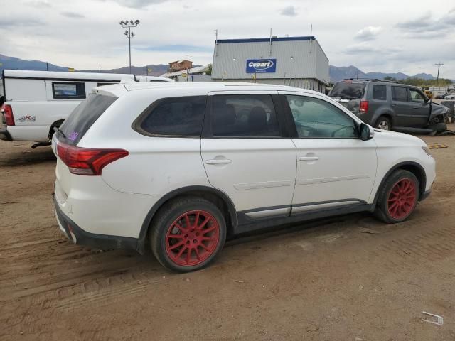 2016 Mitsubishi Outlander SE