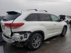 2017 Toyota Highlander SE