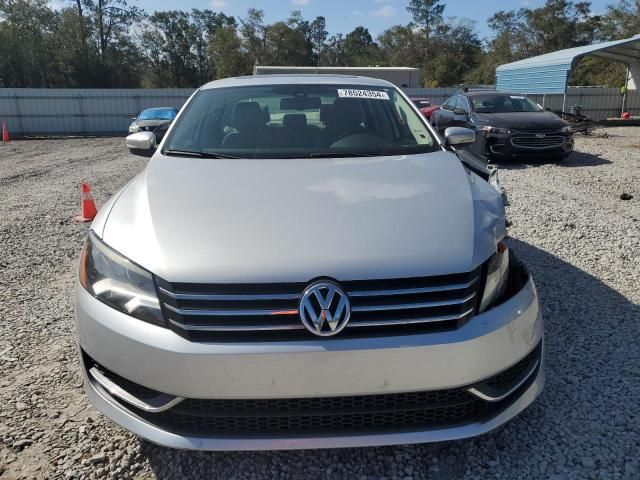 2013 Volkswagen Passat SE