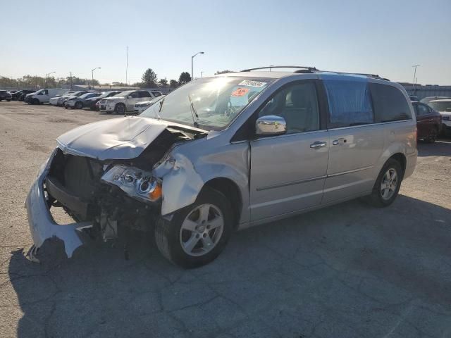 2008 Chrysler Town & Country Limited