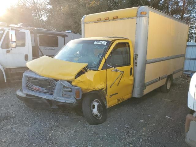 2000 GMC Savana Cutaway G3500