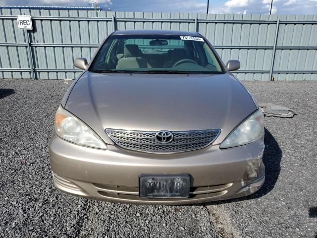 2004 Toyota Camry LE