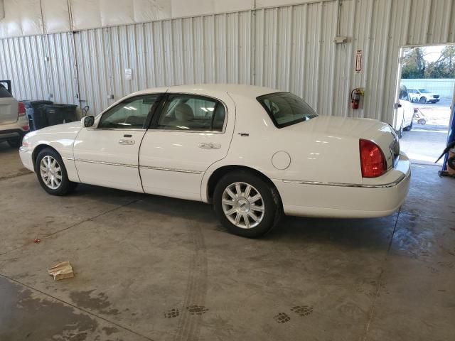 2007 Lincoln Town Car Signature Limited