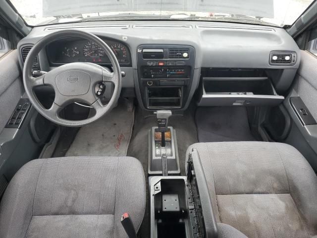 1995 Nissan Pathfinder XE