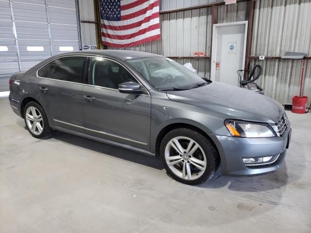 2013 Volkswagen Passat SEL