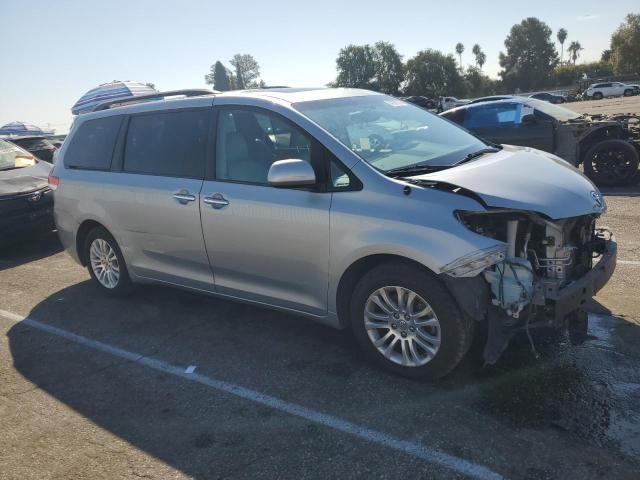 2014 Toyota Sienna XLE