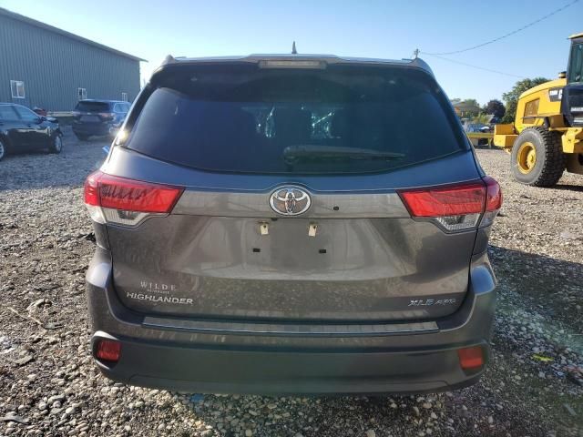 2018 Toyota Highlander SE