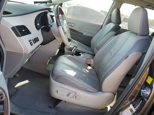 2011 Toyota Sienna XLE