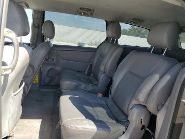 2006 Toyota Sienna XLE