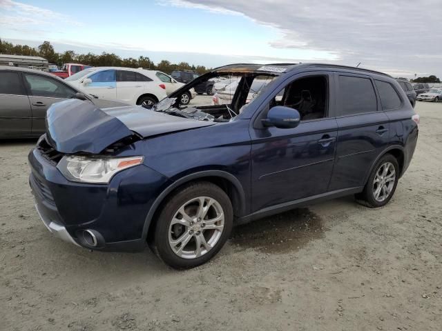 2015 Mitsubishi Outlander SE