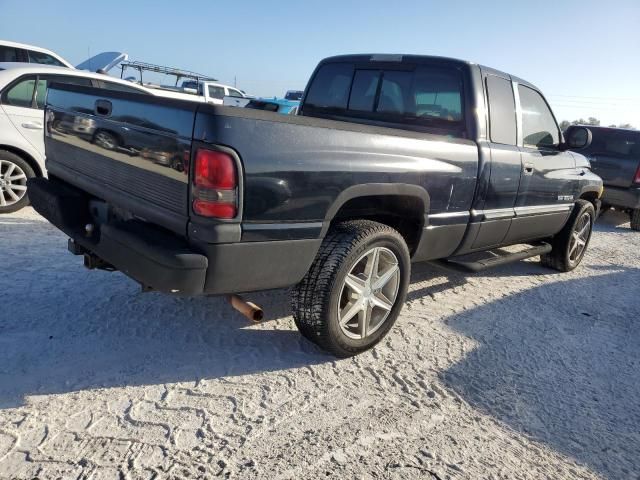 2000 Dodge RAM 1500